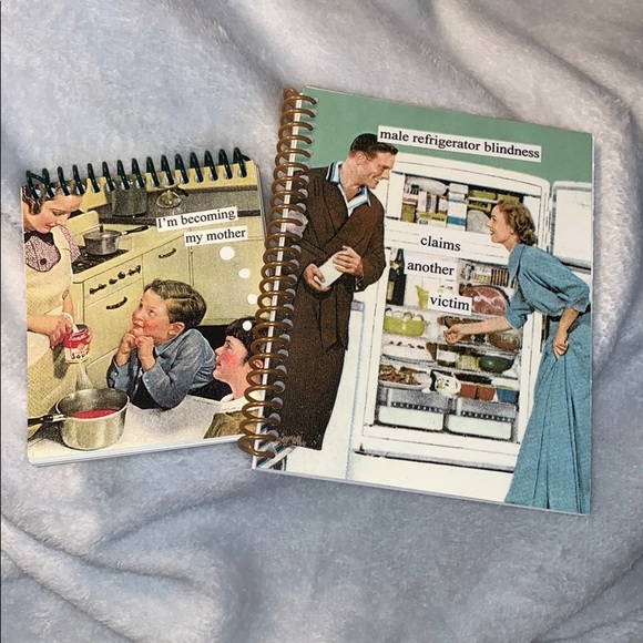 Anne Taintor Retired “Family” Themed Notepads - Picture 1 of 4
